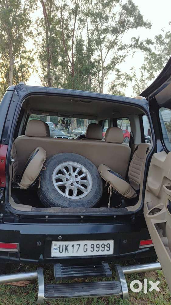 Mahindra Tuv 300 T8, 2017, Diesel