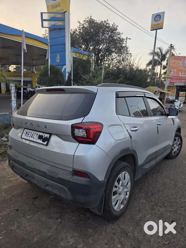 Skoda Kylaq 2025 Petrol 15000 Km Driven