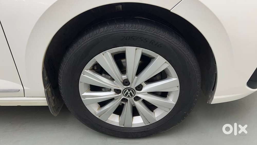 Volkswagen Virtus Highline Plus 1.0 Tsi At, 2022, Petrol
