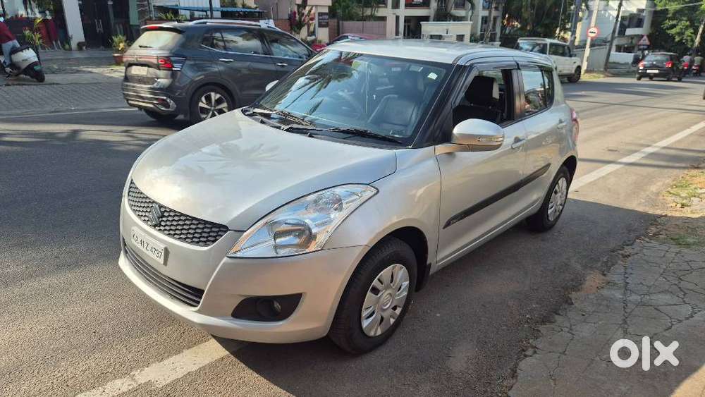 Maruti Suzuki Swift 1.2 Vxi (o), 2014, Petrol