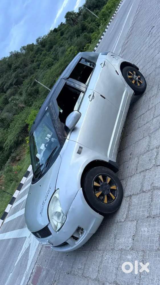 Maruti Suzuki Dzire 2006 Petrol 80000 Km Driven