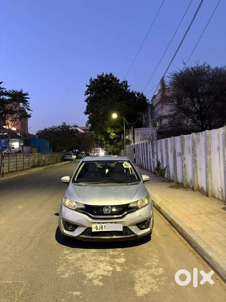 Honda Jazz V Cvt (automatic, Petrol, 2017)