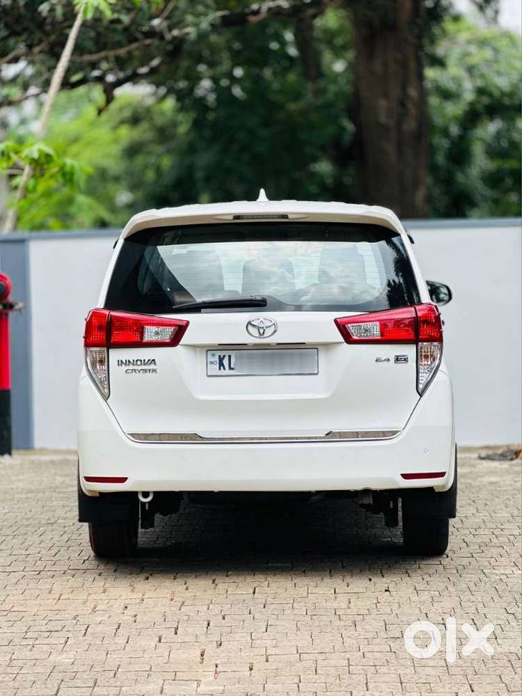 Toyota Innova Crysta [2020-ongoing] 2.4 Gx 7 Str, 2019, Diesel