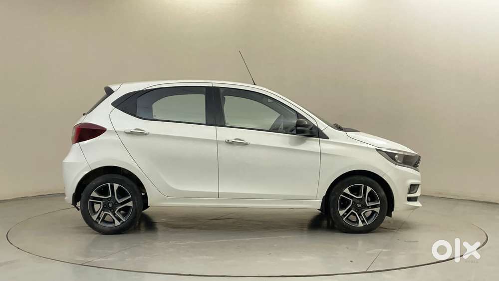 Tata Tiago 1.2 Revotron XZ Plus, 2022, Petrol