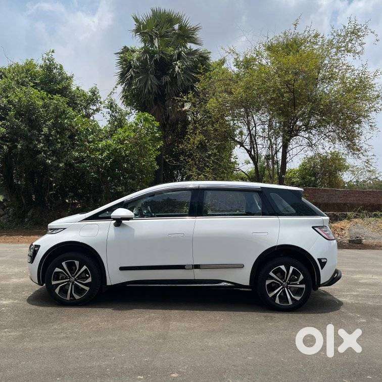 Mg Windsor Ev Essence, 2025, Electric