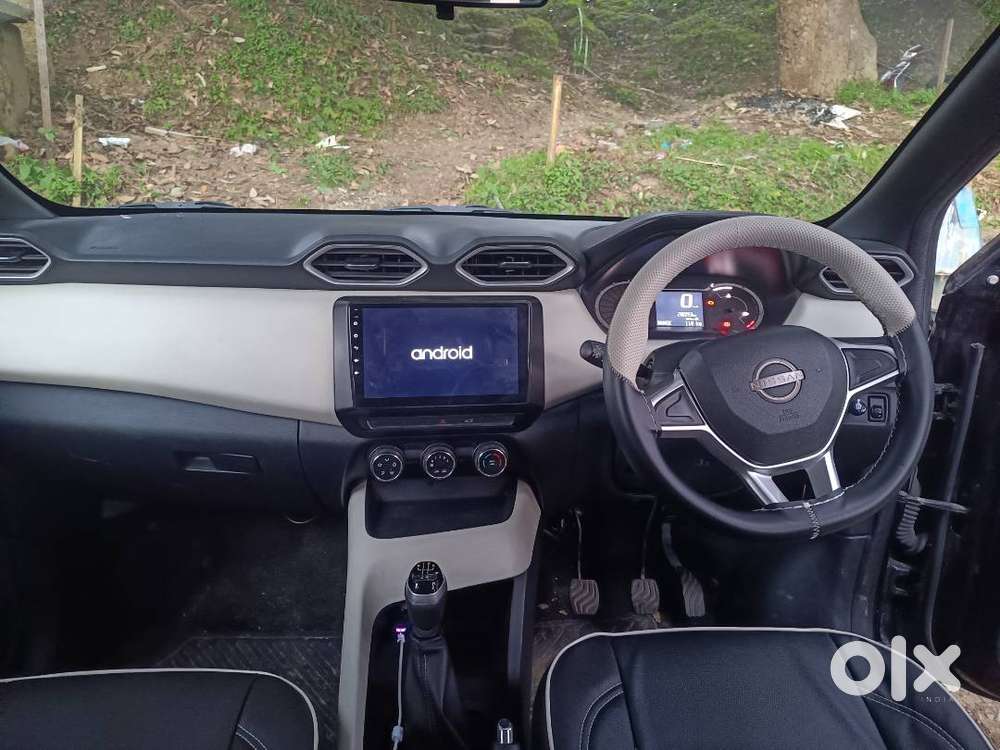 Nissan Magnite Xe  Converted Into Xl 2024 Petrol Manual