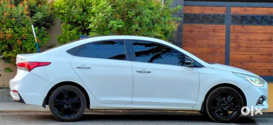 Hyundai Verna Vtvt 1.6 At Ex, 2019, Petrol