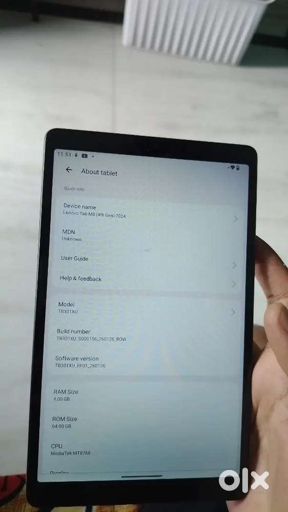 &bull; Lenovo M8 4G SIM + 4GB RAM / 64GB Screen Touch