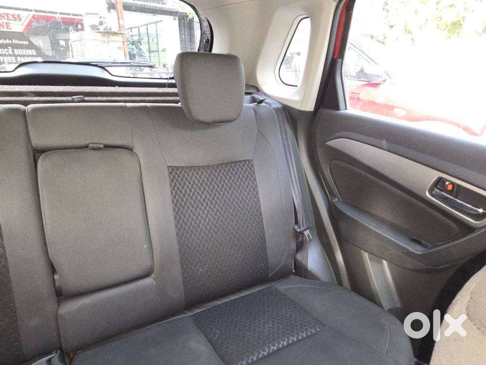 Maruti Suzuki Brezza Zdi+ Dual Tone, 2016, Diesel