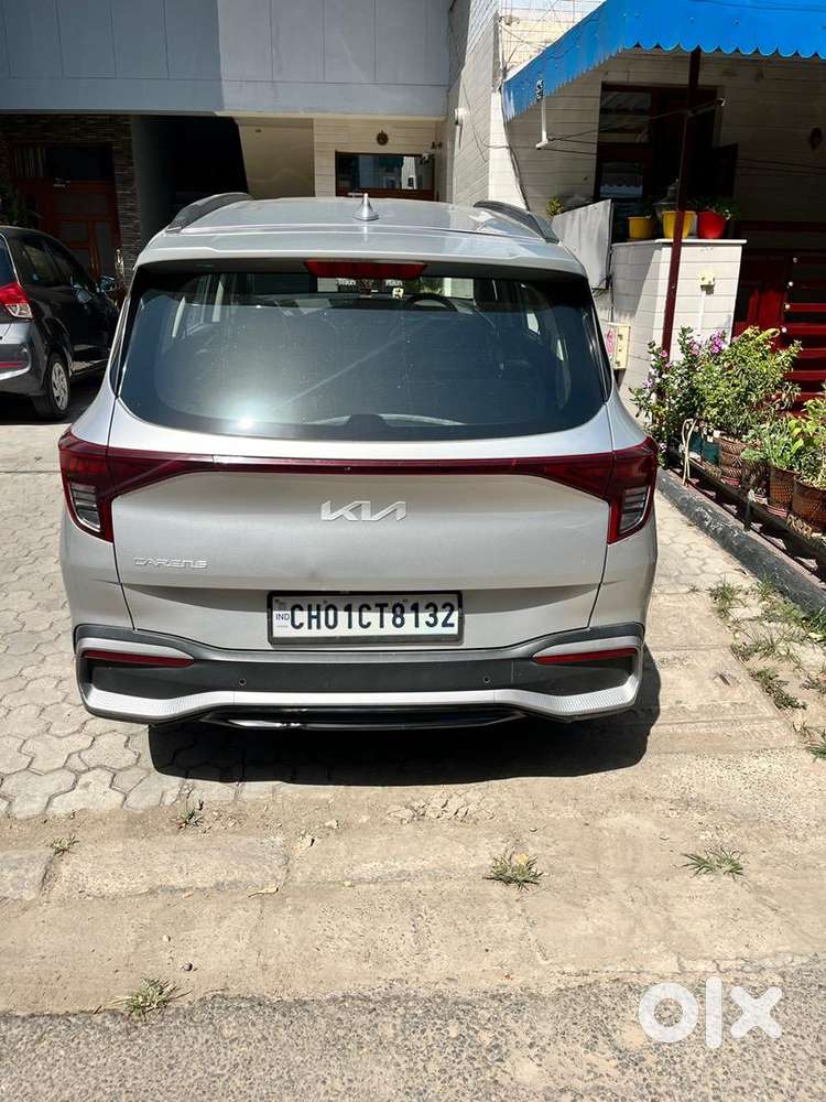 Kia Carens Silver Color Loan Free Car