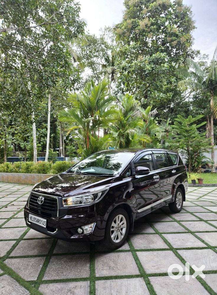 Toyota Innova Crysta 2.8 Gx At, 2017, Diesel