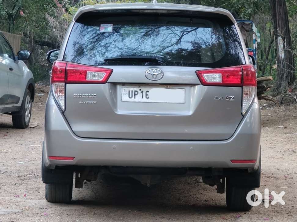 Toyota Innova Crysta 2.4 V 7 Str, 2017, Diesel