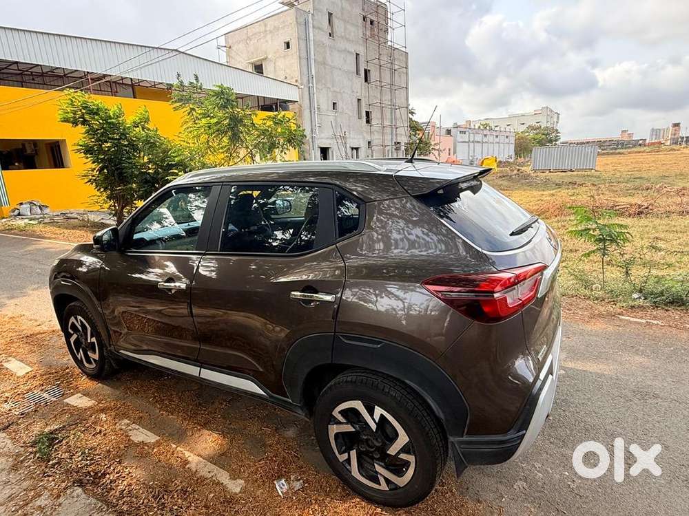 Nissan Magnite Modern Suv Petrol Good Condition