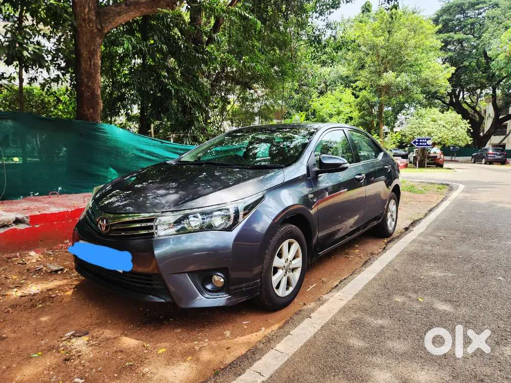 Toyota Corolla Altis 2015 Petrol Well Maintained