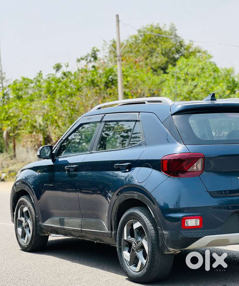 Hyundai Venue S Turbo Dct, 2020, Petrol