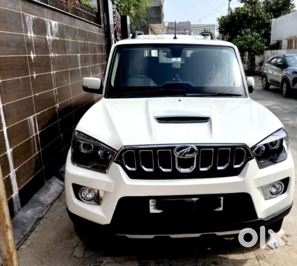 Mahindra Scorpio Classic 2022 Diesel 42000 Km Driven