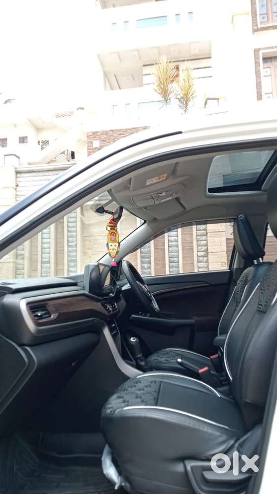 Maruti Suzuki Vitara Brezza 1.5 Zxi, 2023, Petrol