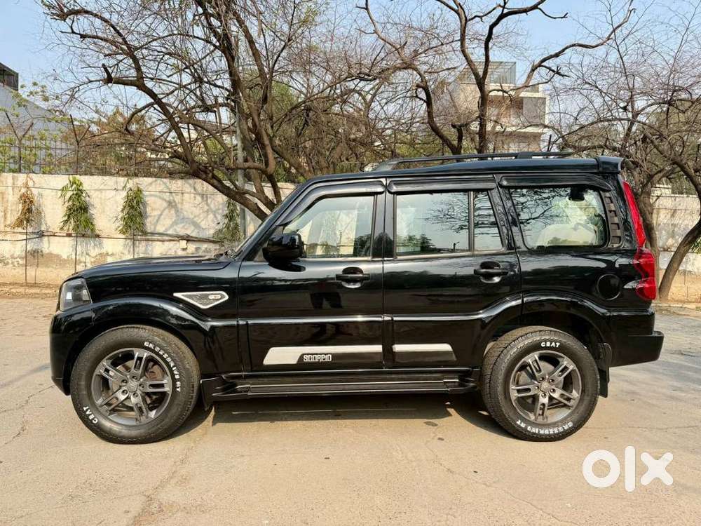 Mahindra Scorpio Classic 2.2 S Mt 9 Str, 2023, Diesel