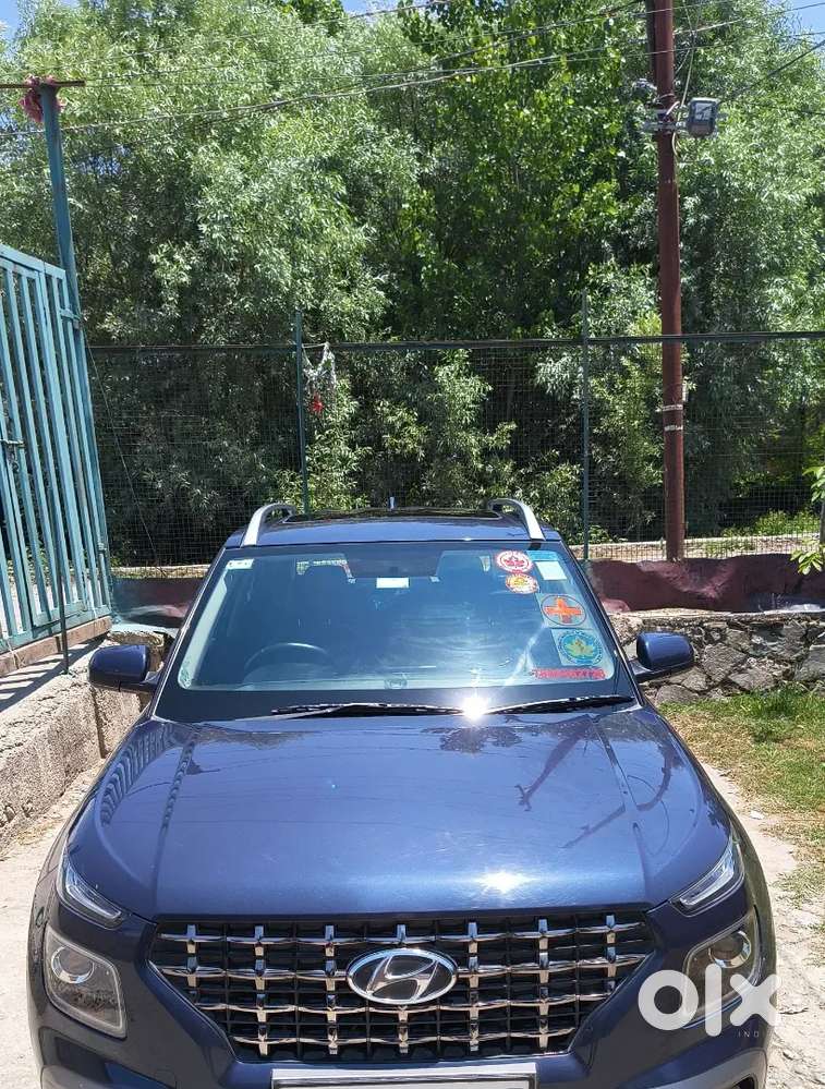 Hyundai Venue 2021 Diesel Well Maintained Doctor Car