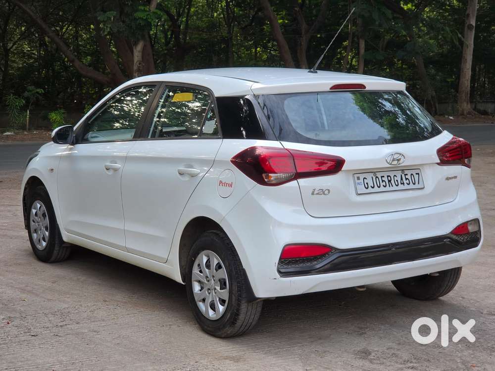 Hyundai I20 Sportz Plus, 2019, Cng & Hybrids