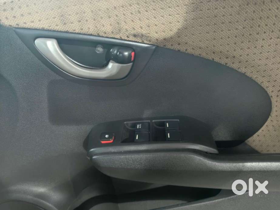 Honda Jazz S Manual, 2012, Petrol