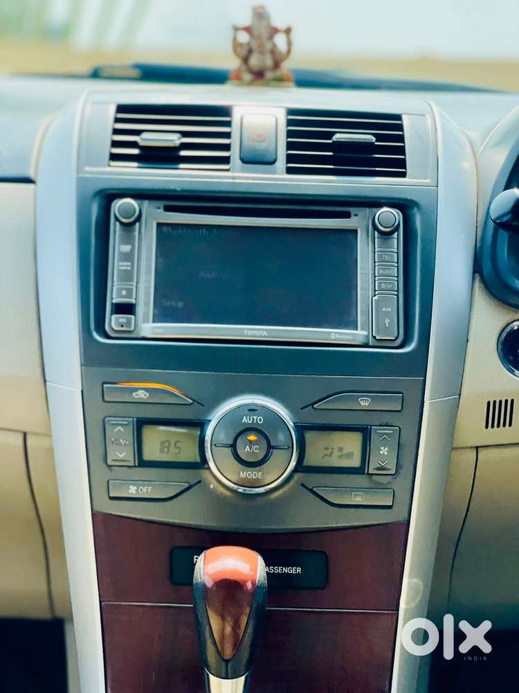 Toyota Corolla Altis 2013-2017 Vl At, 2012, Petrol