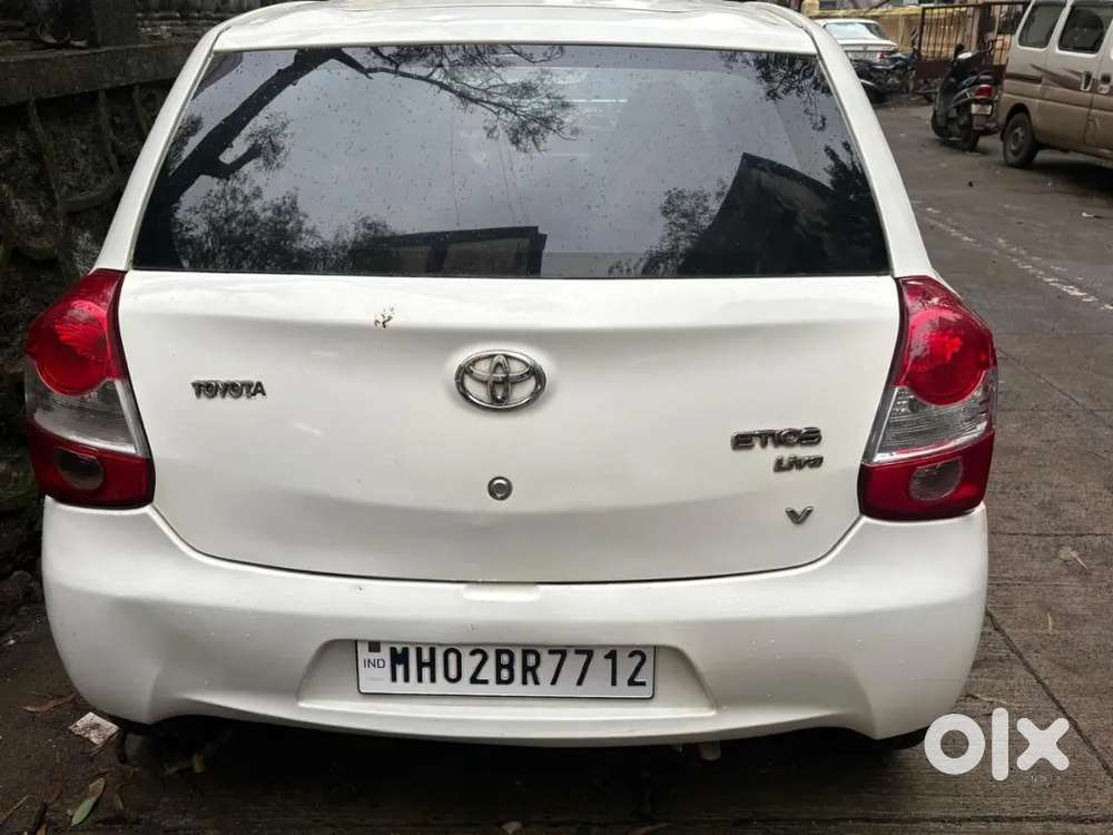 Toyota Etios Liva 2011