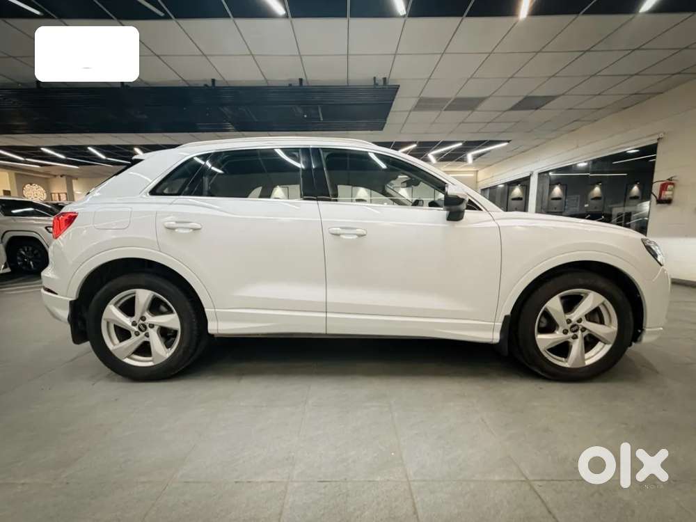 Audi Q3 40 Tfsi Premium Plus, 2024, Petrol