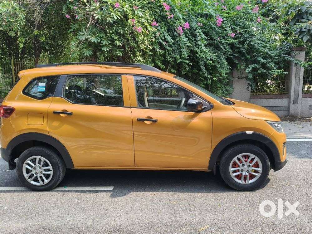 Renault Triber Rxl, 2022, Petrol