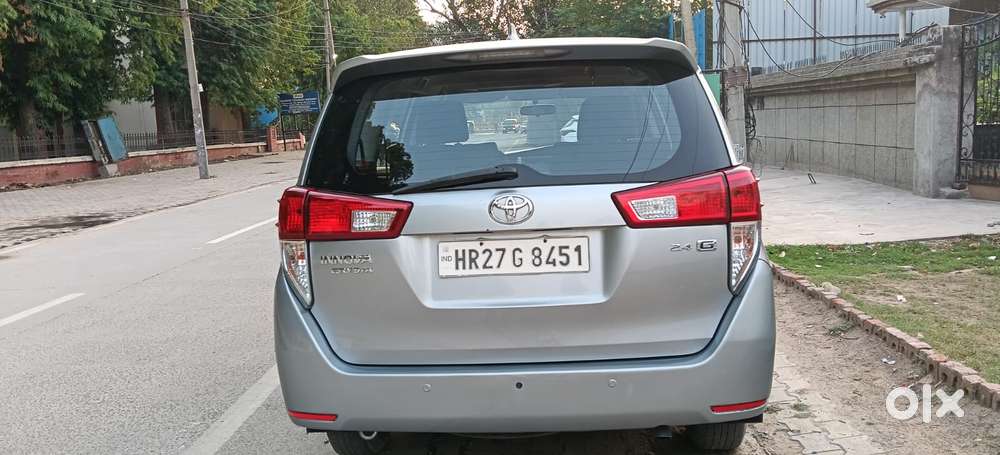 Toyota Innova Crysta 2.4 G Mt, 2017, Diesel