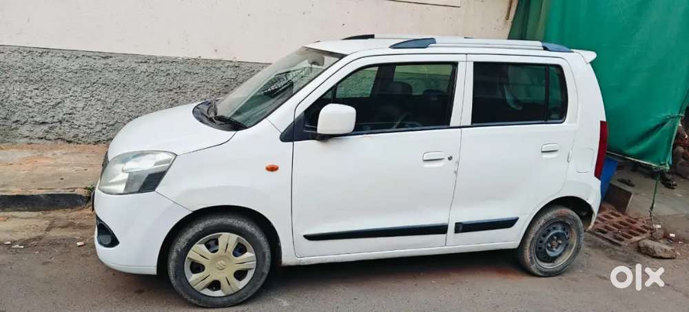 Maruti Suzuki Wegenar Vxi