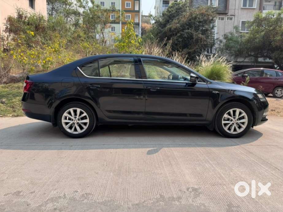 Skoda Octavia 1.8 Tsi At L K, 2017, Petrol