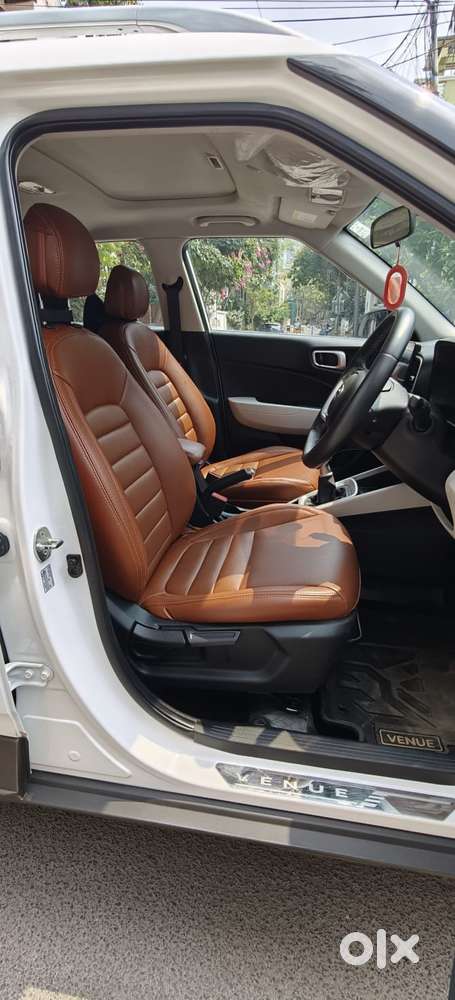 Hyundai Venue Sx (o) Mt 1.5 Diesel, 2023, Diesel