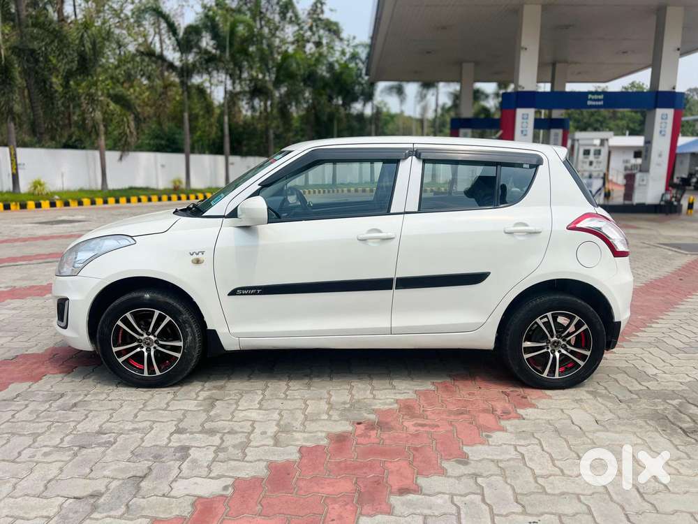 Maruti Suzuki Swift 2011-2014 Lxi, 2015, Petrol