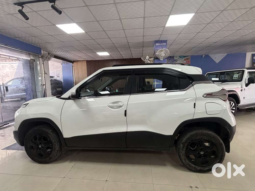 Tata Punch Accomplished, 2022, Petrol