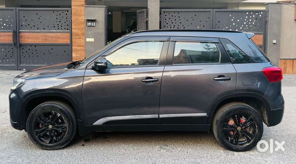 Maruti Suzuki Brezza 1.5 Lxi Smart Hybrid, 2022, Petrol