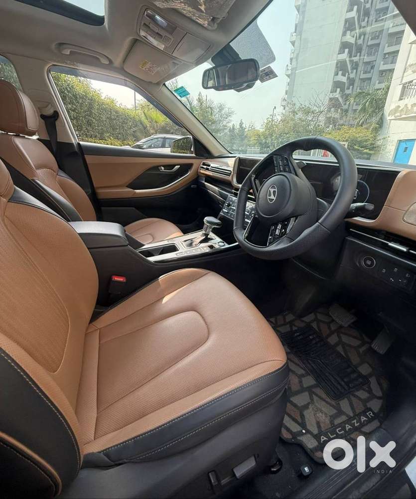 Showroom Condition Hyundai Alcazar Signature – Top Variant Petrol Auto