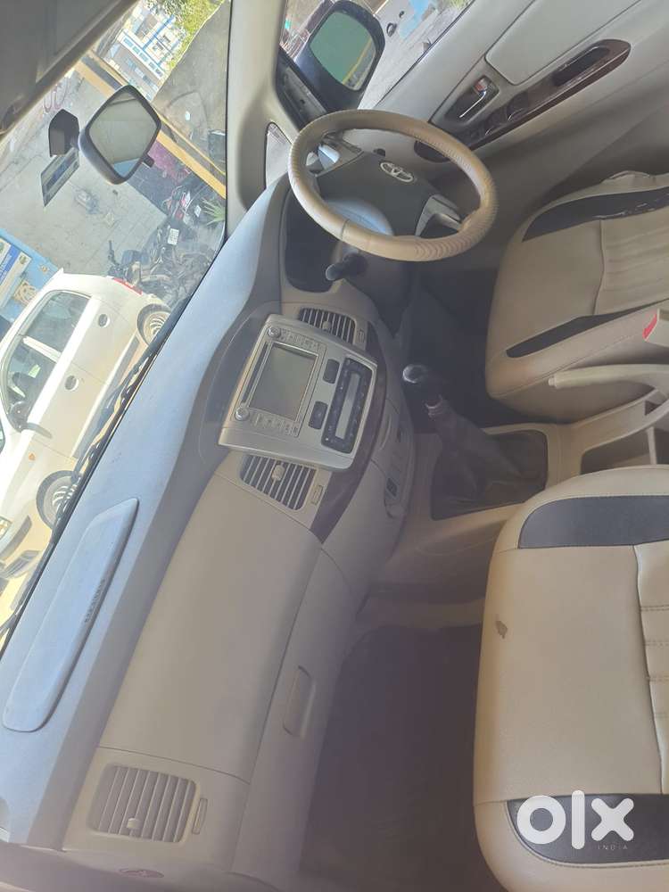 Toyota Innova 2.5 V 7 Str, 2012, Diesel
