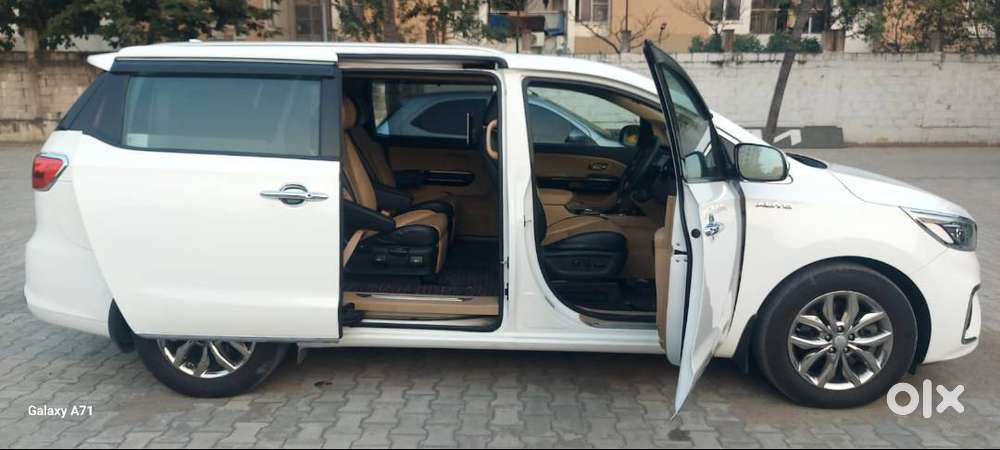 Kia Carnival Limousin Plus 7 Str