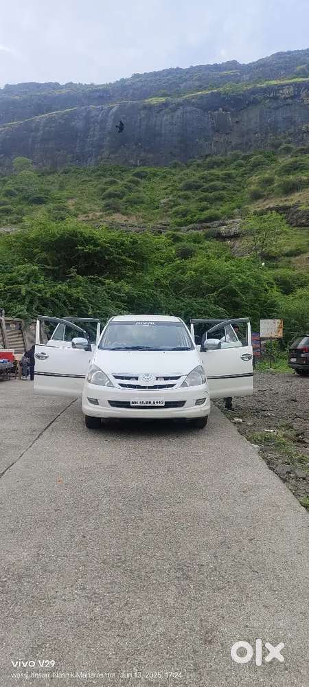 Toyota Innova