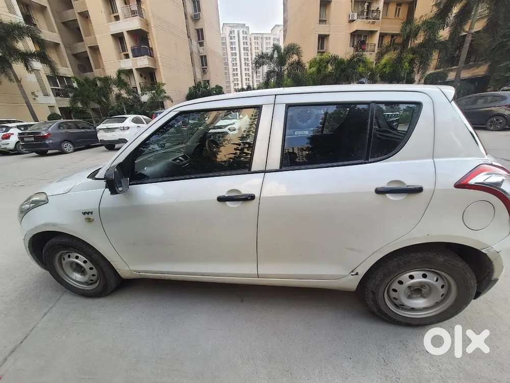 Maruti Suzuki Swift Lxi 2012 Car