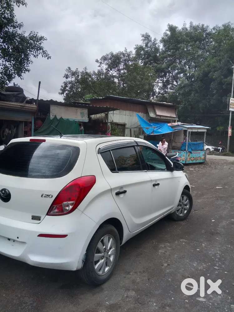 2013 Hyundai I20 Sportz New Tyer  New Battery