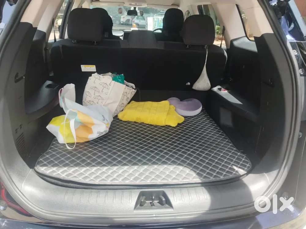 Mahindra Xuv700-ax3- 2022 Diesel