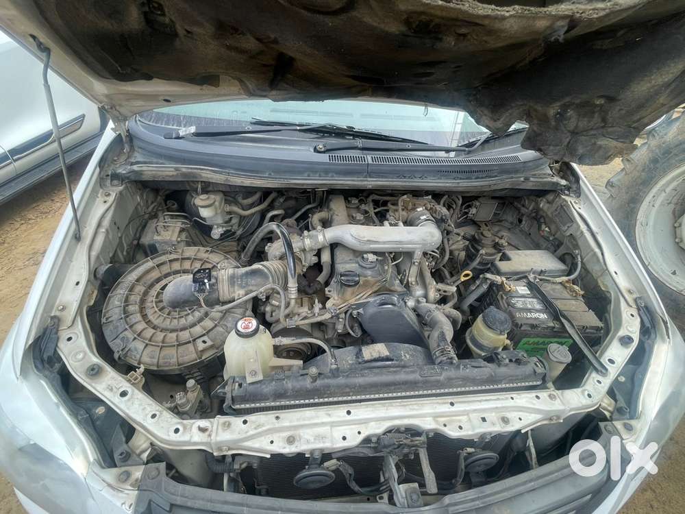 Toyota Innova 2013 Sept.