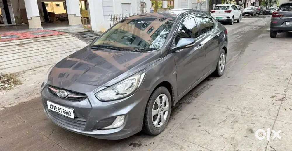 Hyundai Verna 2013 Petrol 75000 Km Driven
