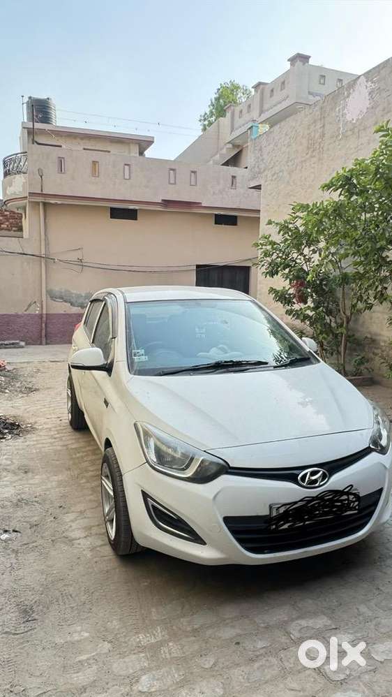 Hyundai Car Diesel 2014 Fancy Number 7372