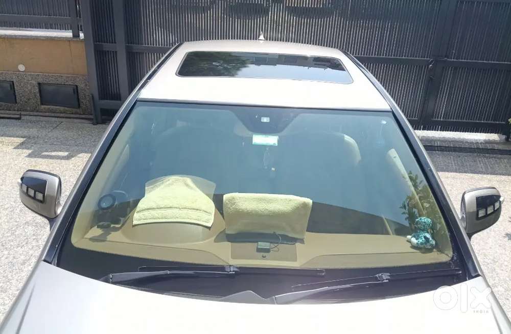 Mercedes-benz C-class 200k At With Sunroof
