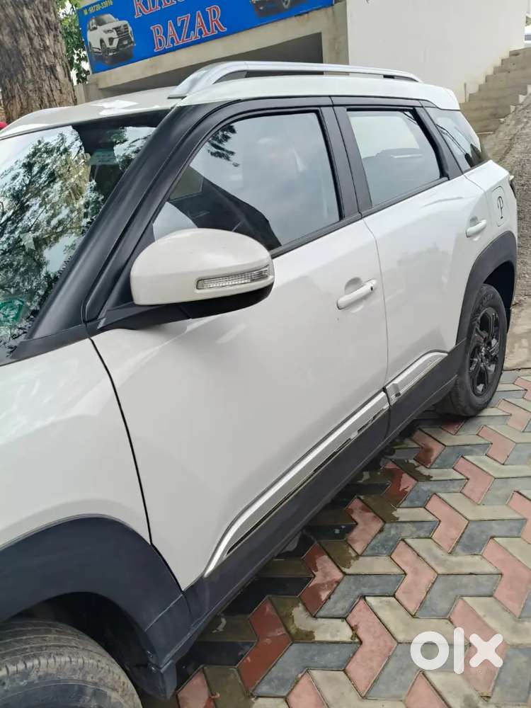 Breeza Smart Hybrid Well Maintained