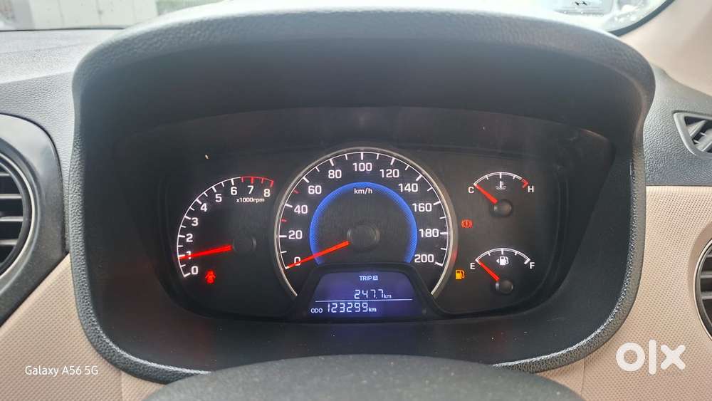 Hyundai Grand I10 2013-2016 Sportz, 2016, Petrol