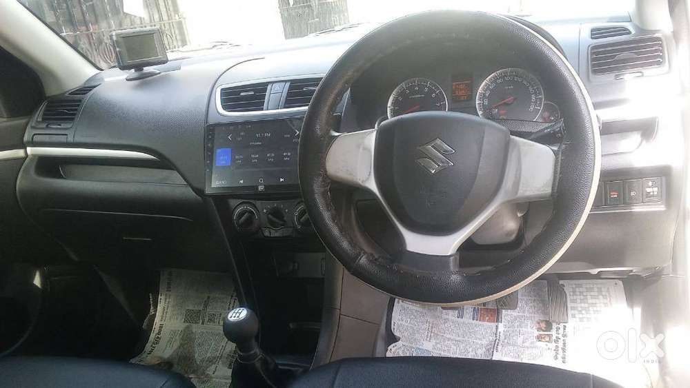 Maruti Suzuki Swift Vxi Optional, 2017, Petrol